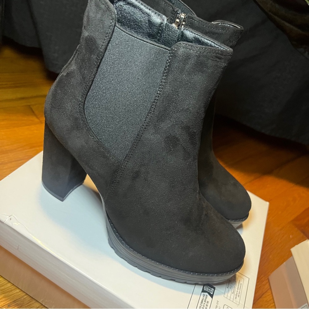 SHEIN Black Suede Heeled Boots